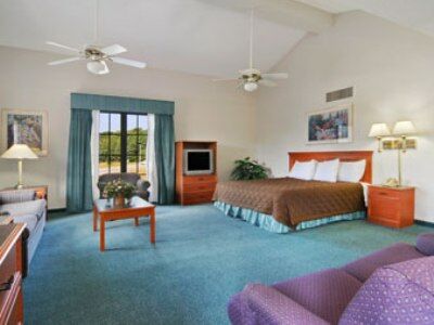Super 8 By Wyndham Austell/six Flags 2* Austell